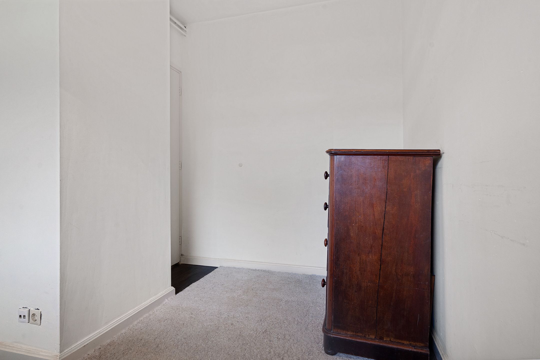 Photo 15 of Van der Waalsstraat 24