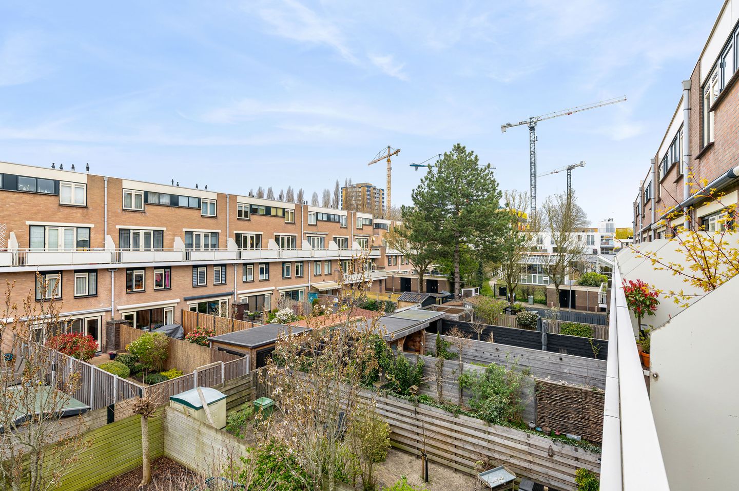Spacious 3-bedroom maisonette with sunny west-facing balcony in Haarlem — 14