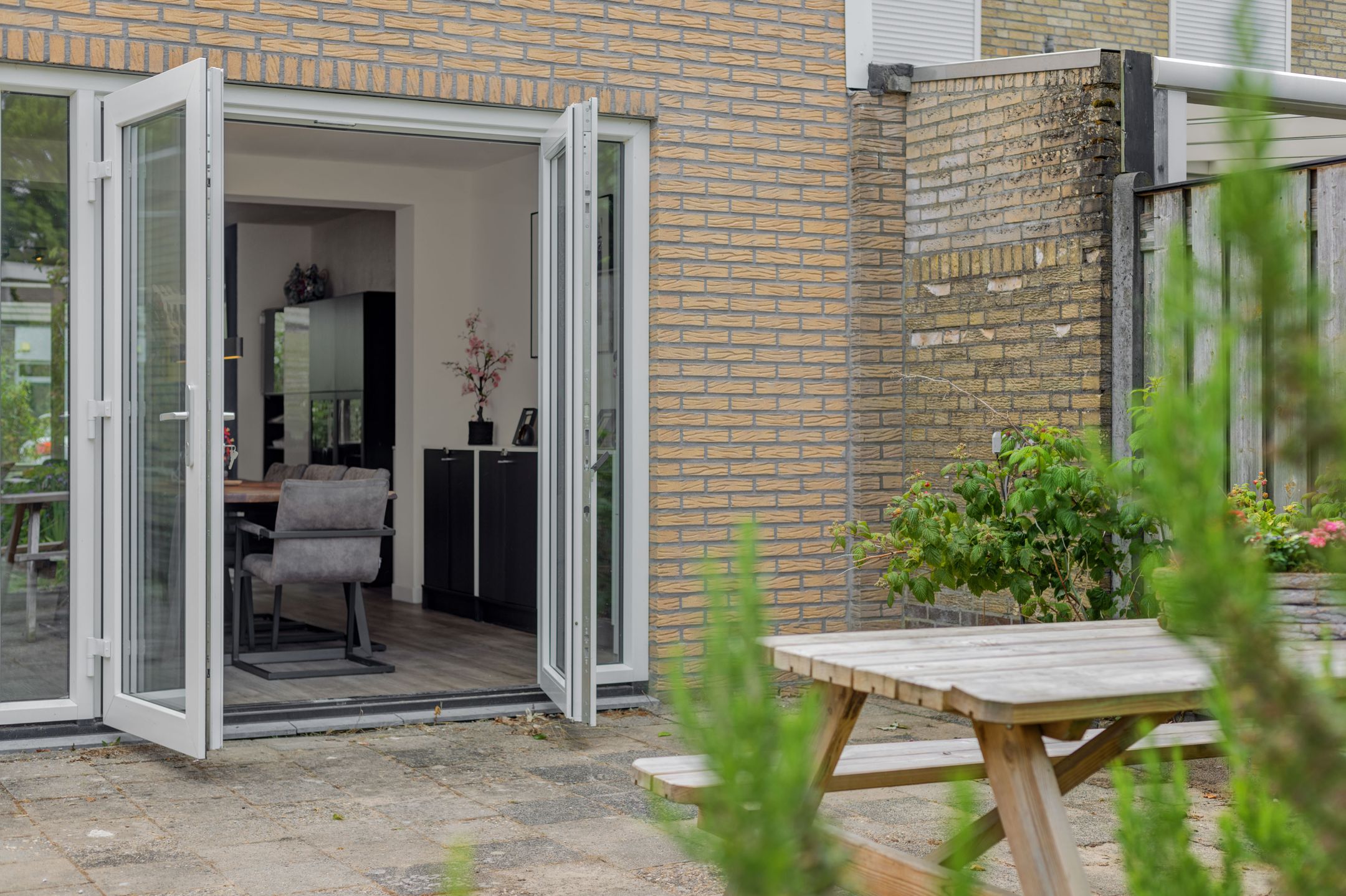 Foto 12 van Azaleastraat 3