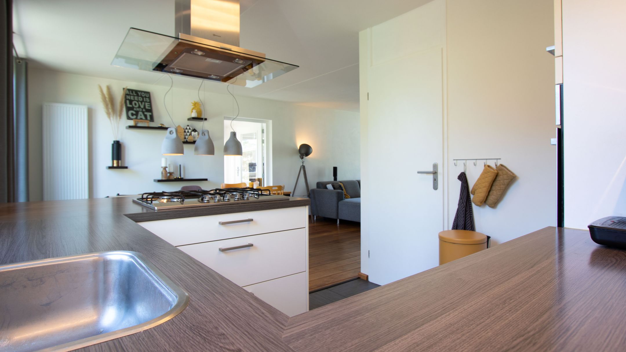 Photo 3 of Oranjelaan 2