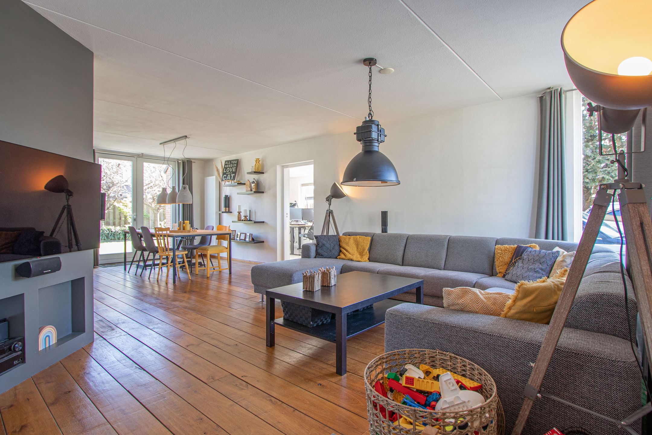 Photo 9 of Oranjelaan 2