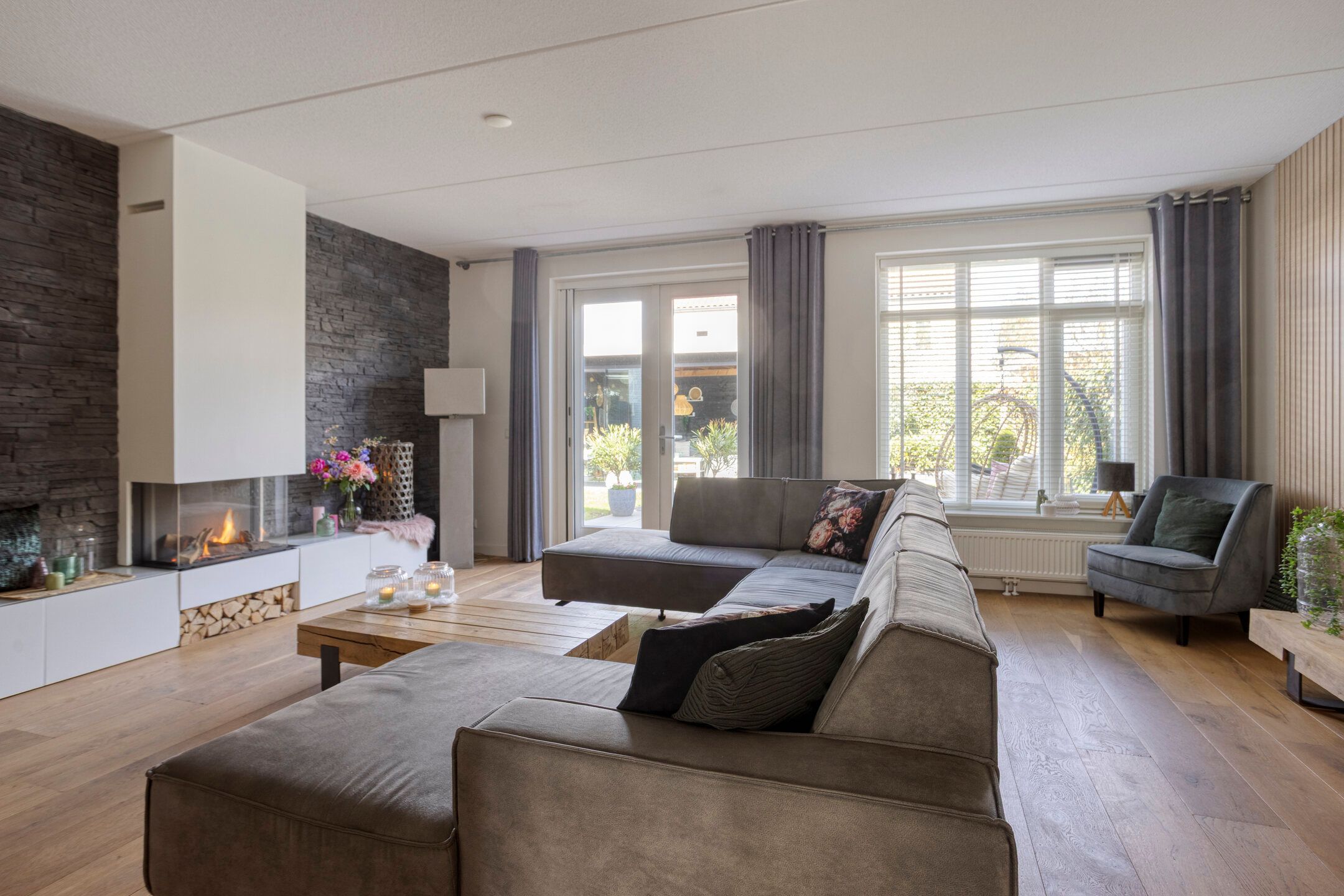 Foto 3 van Lover 142