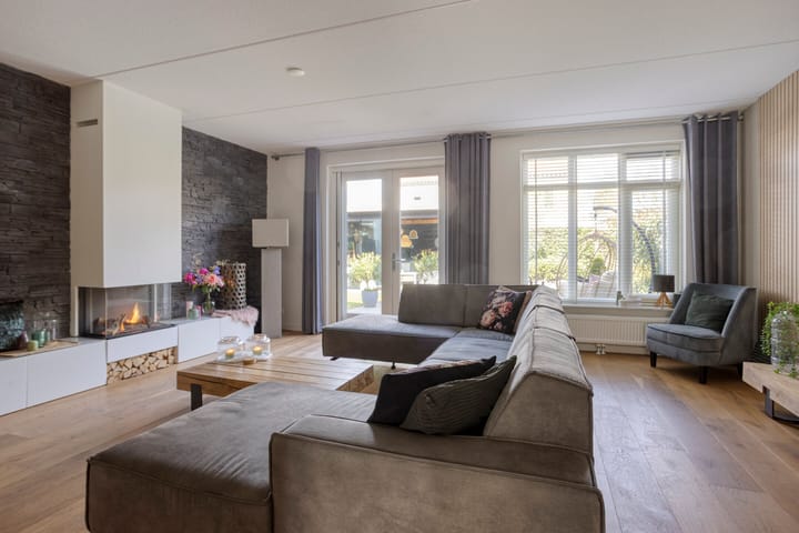 Foto 3 van Lover 142