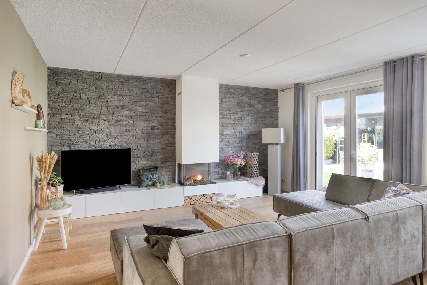 Foto 14 van Lover 142