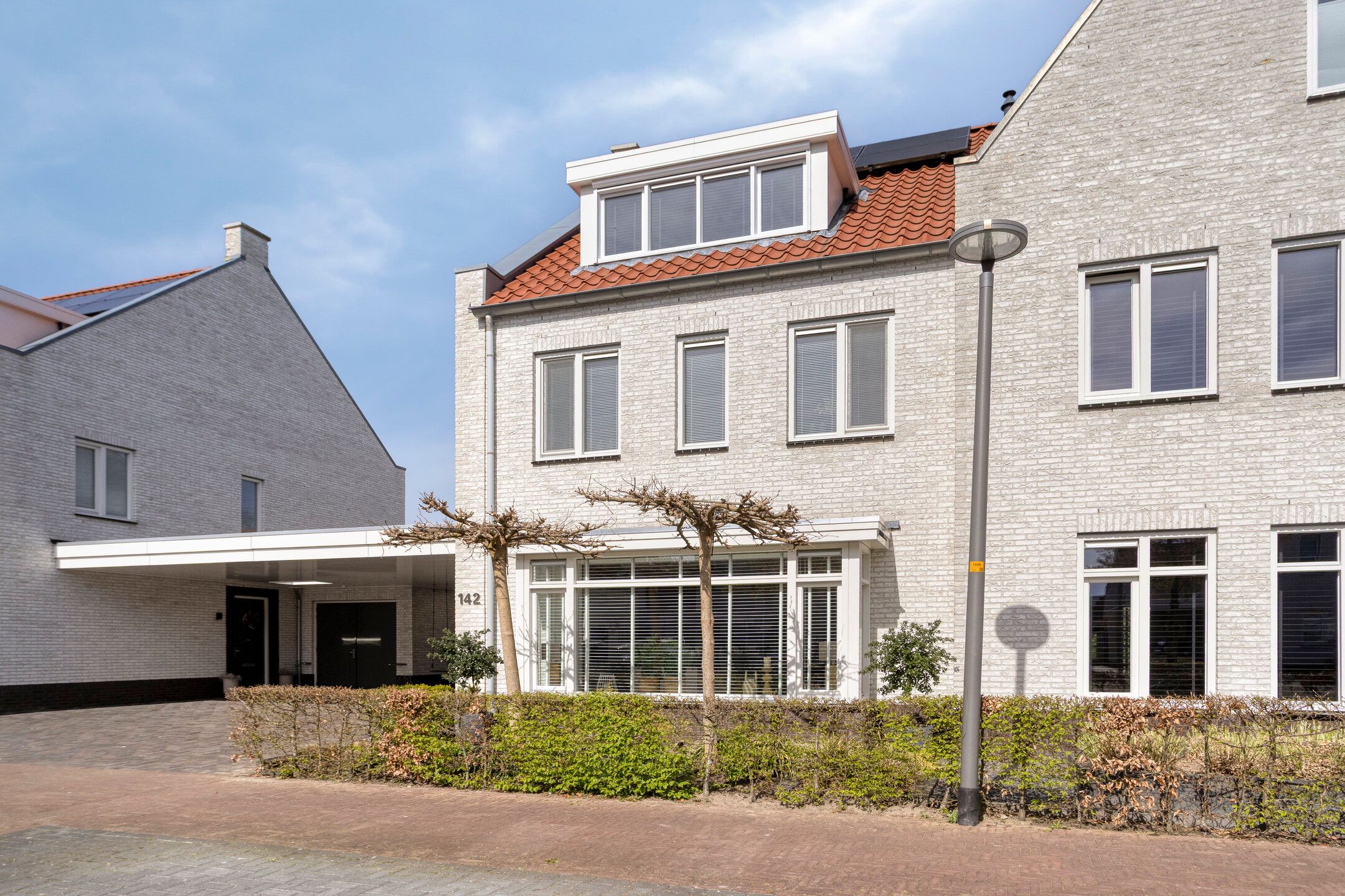 Foto 42 van Lover 142