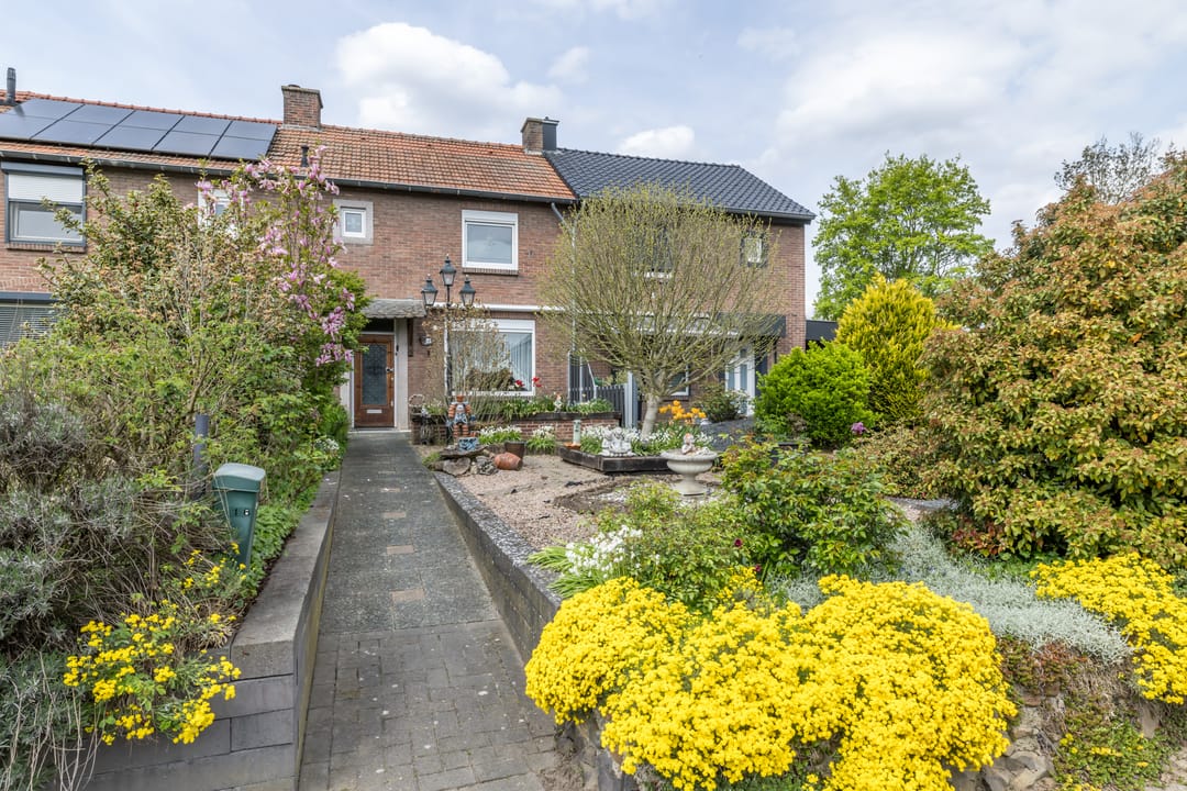 Photo 28 of Oirsbekerweg 16