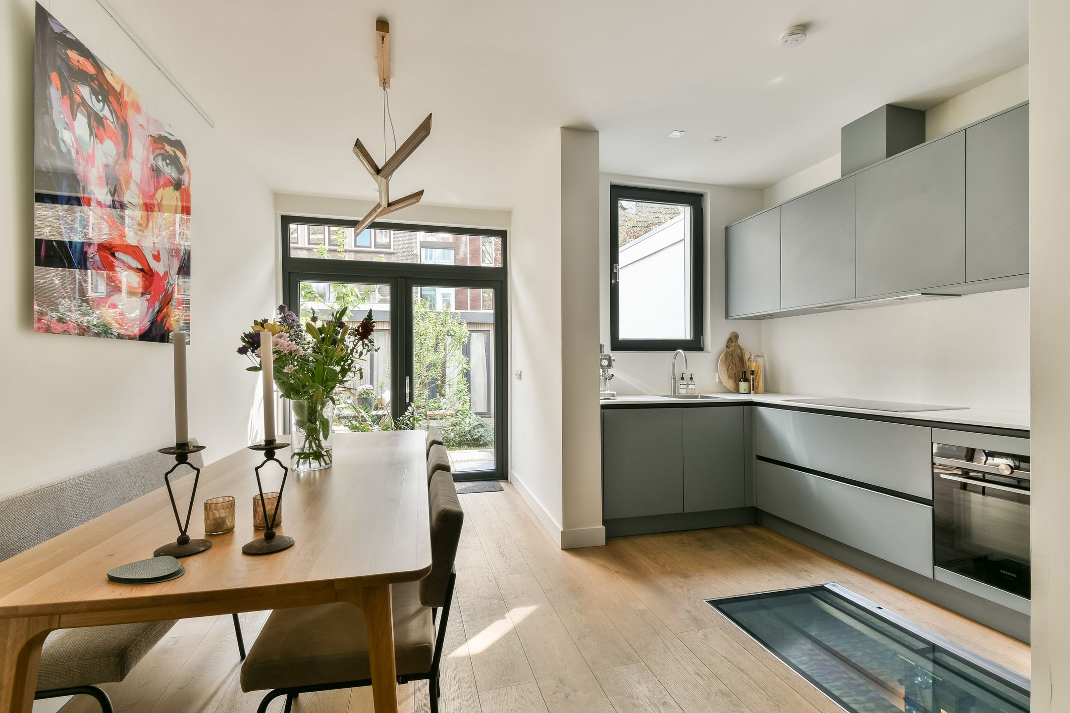 Foto 9 van Van Ostadestraat 32-H