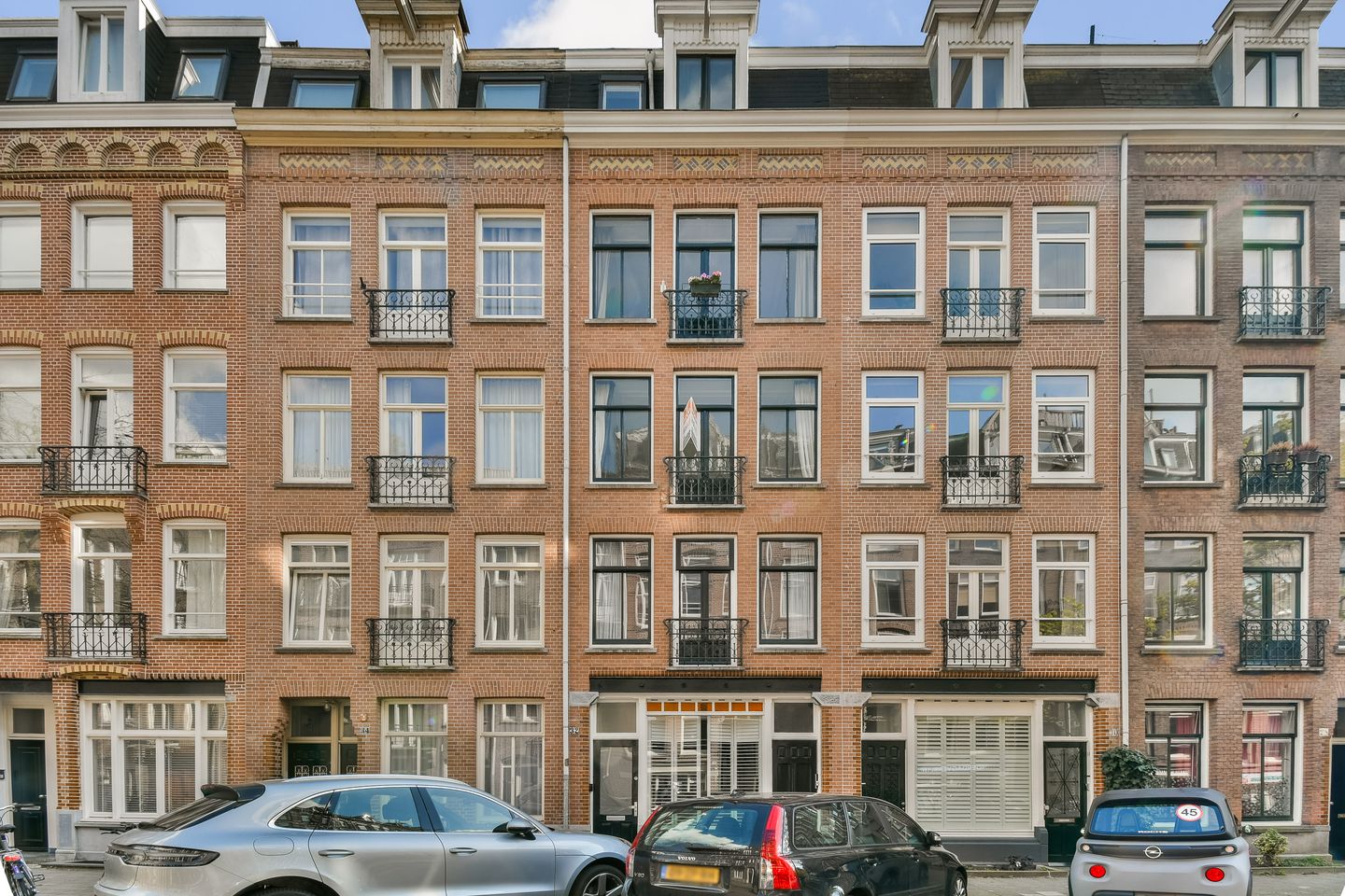 Foto 5 van Van Ostadestraat 32-H