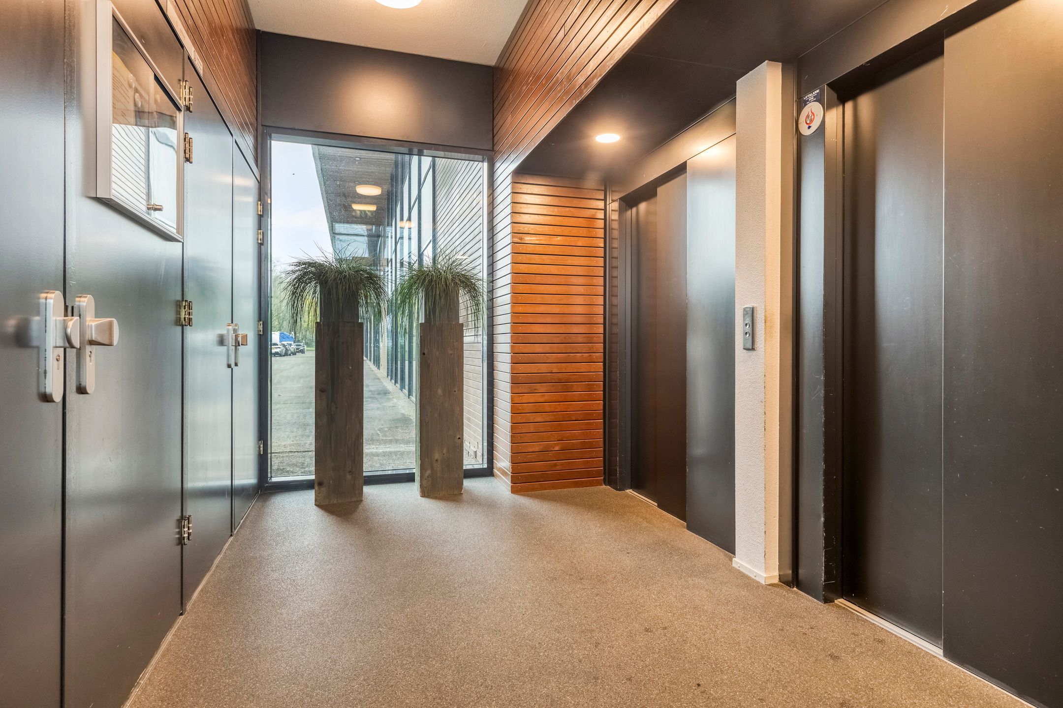 Foto 30 van Ringbaan-Zuid 240