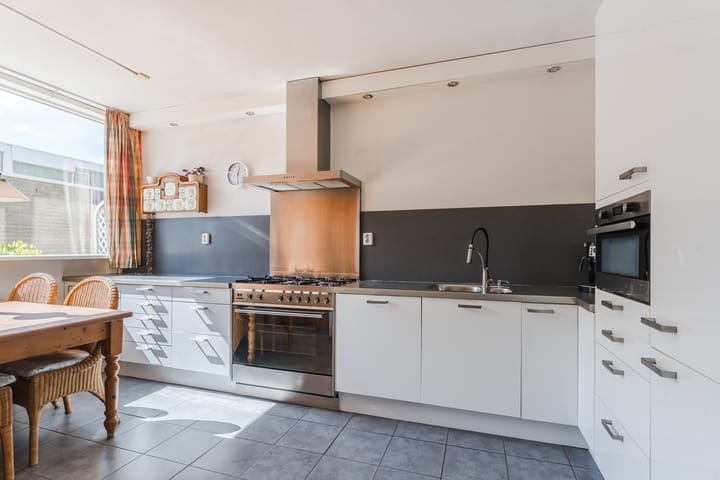 Foto 2 van Strawinskylaan 45