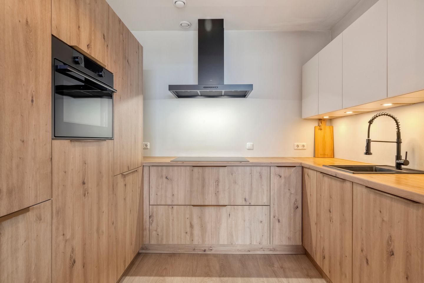 Foto 10 van Ringbaan-Zuid 240