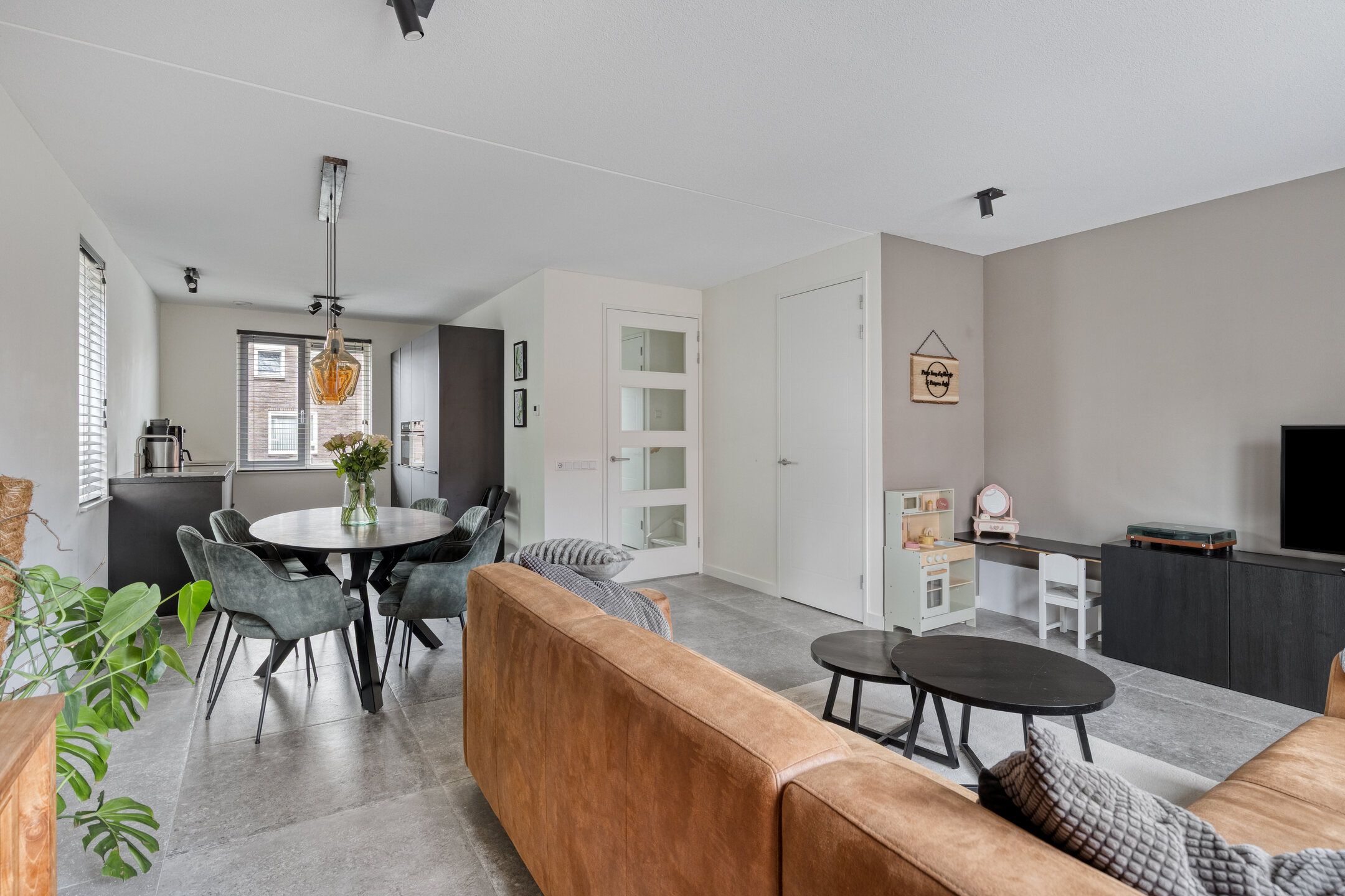 Foto 15 van Irenestraat 46