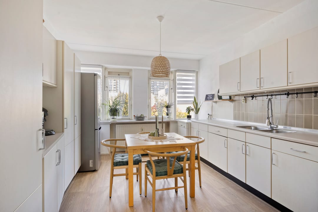 Foto 13 van Marshallplein 80