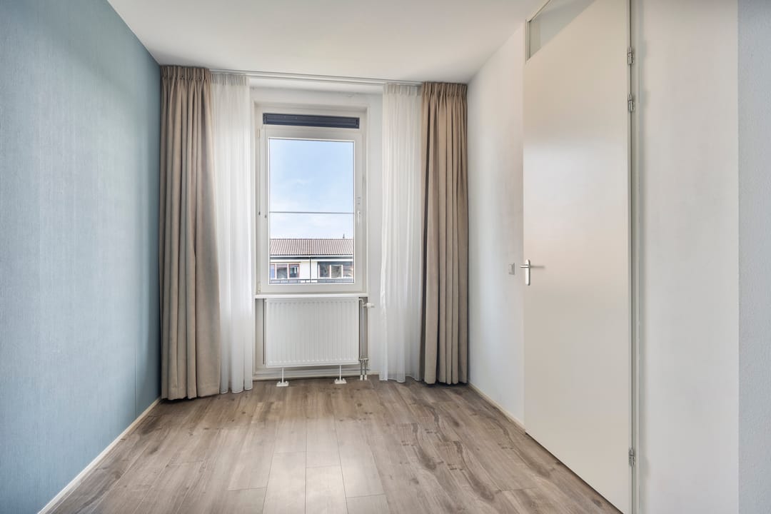 Photo 16 of Zalm 204