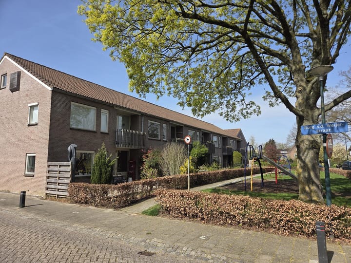Photo 4 of Burg v d Weijerstraat 38