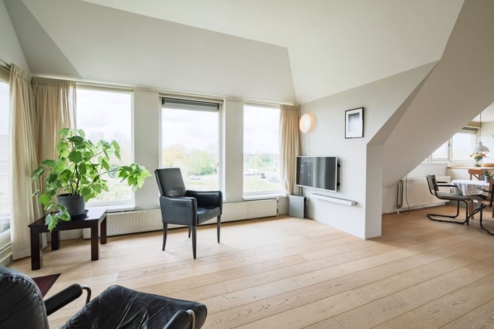 Photo 4 of Beughof 9