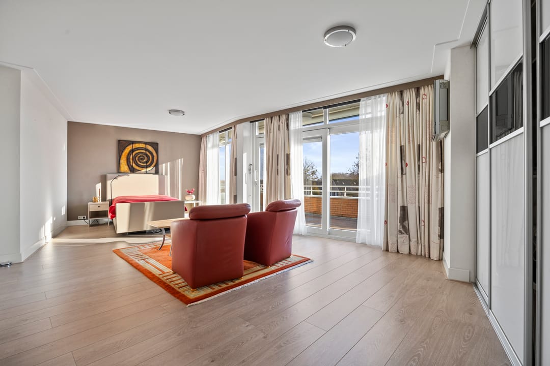 Photo 23 of Burgemeester Steinbachstraat 25