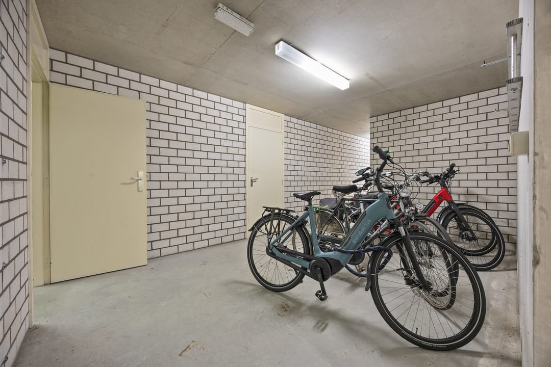 Photo 41 of Burgemeester Steinbachstraat 25