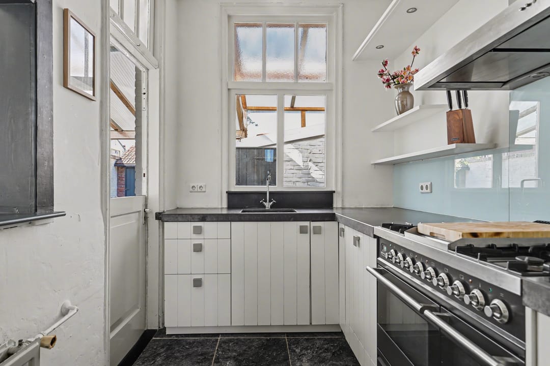 Foto 17 van De Lannoystraat 1