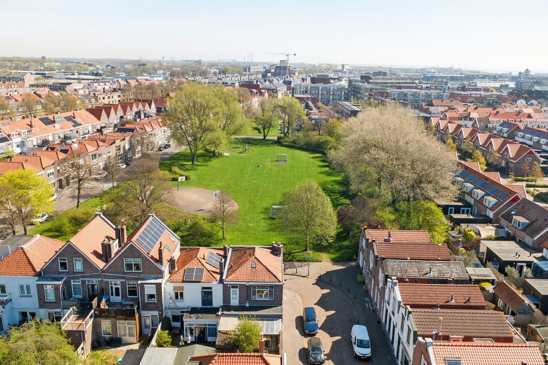 Foto 41 van De Lannoystraat 1