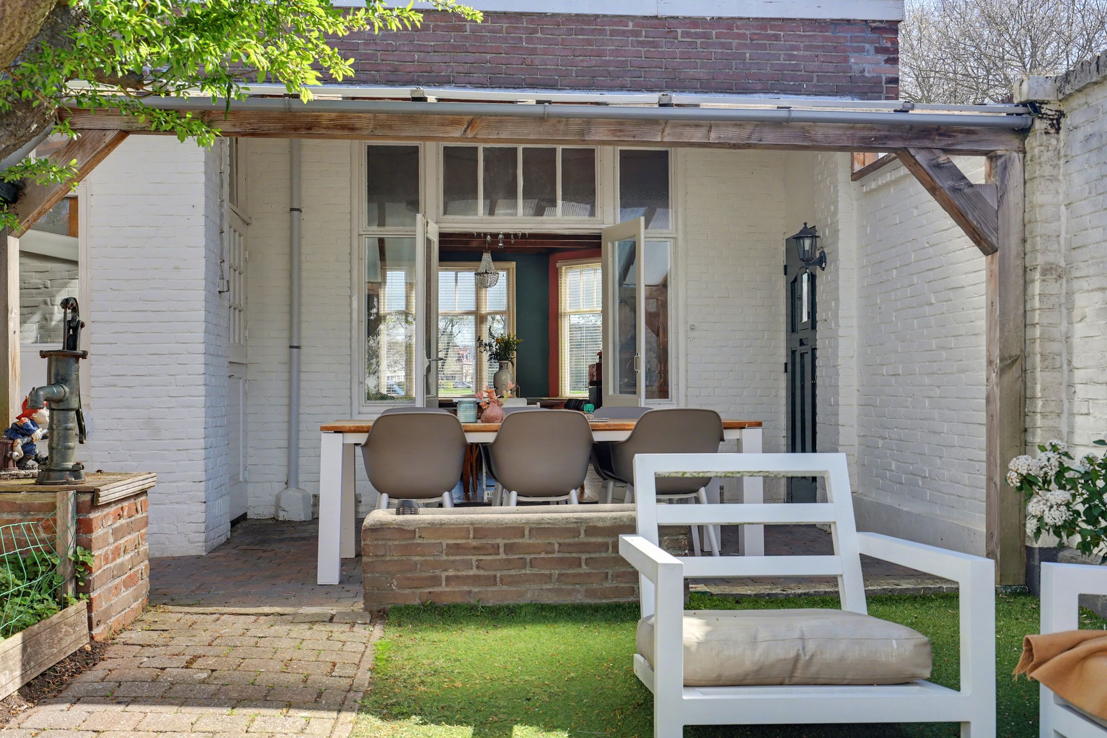 Foto 39 van De Lannoystraat 1