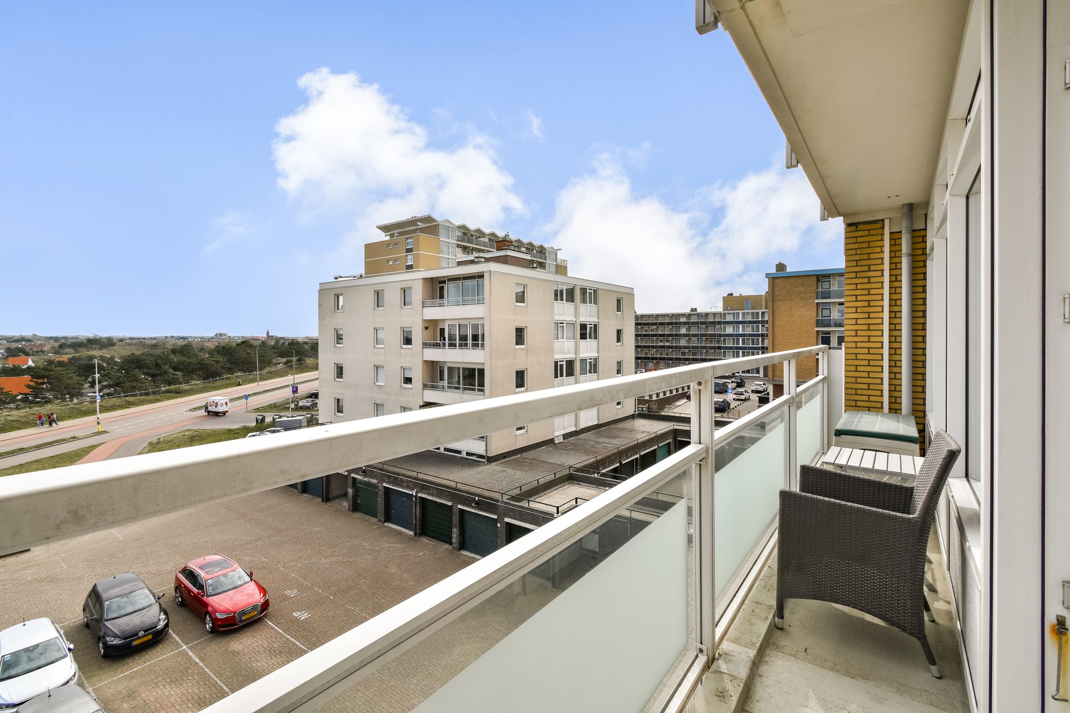 Foto 12 van Burgemeester van Alphenstraat 61-F14