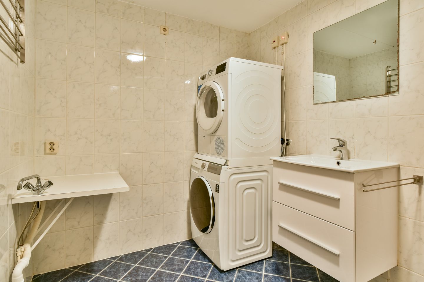 Foto 20 van Burgemeester van Alphenstraat 61-F14