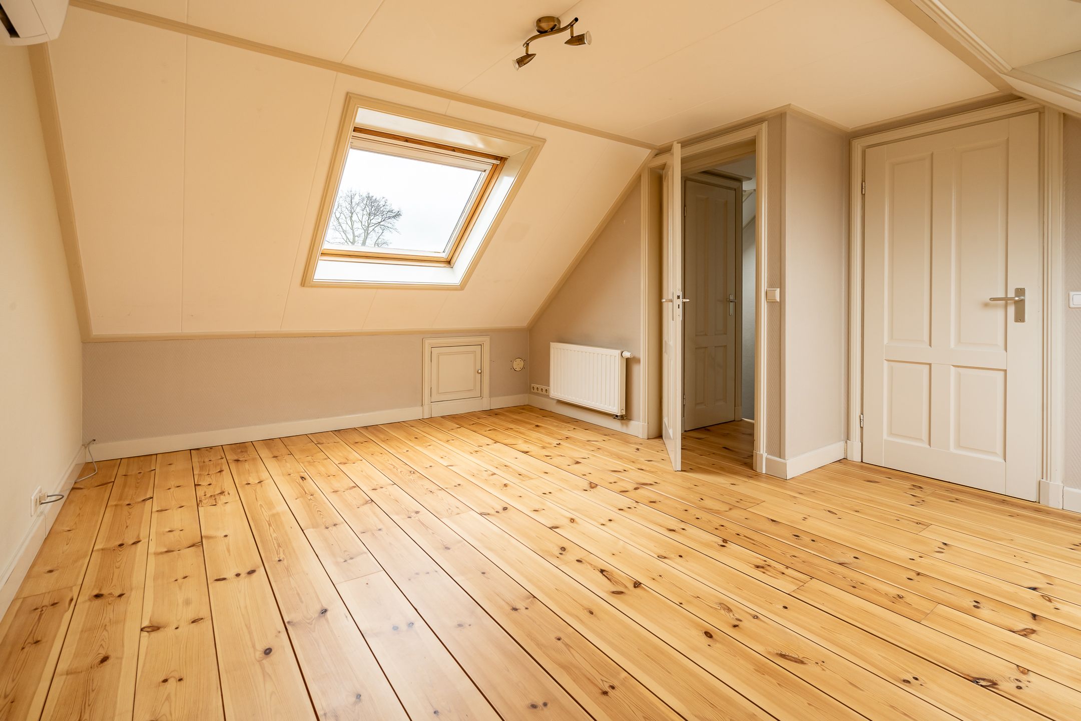 Foto 39 van Hiernstraat 13