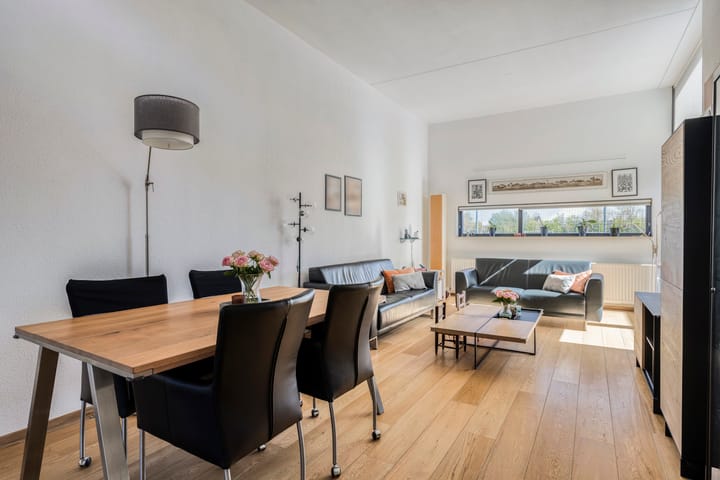 Tussenwoning te koop: Meester Steenwegpad 20, Nootdorp