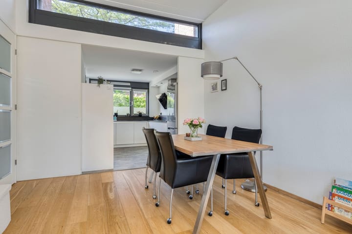 Tussenwoning te koop: Meester Steenwegpad 20, Nootdorp
