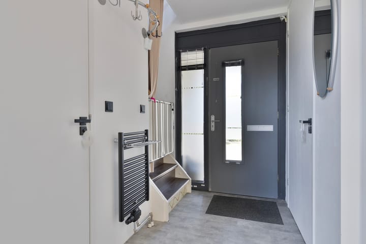 Tussenwoning te koop: Meester Steenwegpad 20, Nootdorp