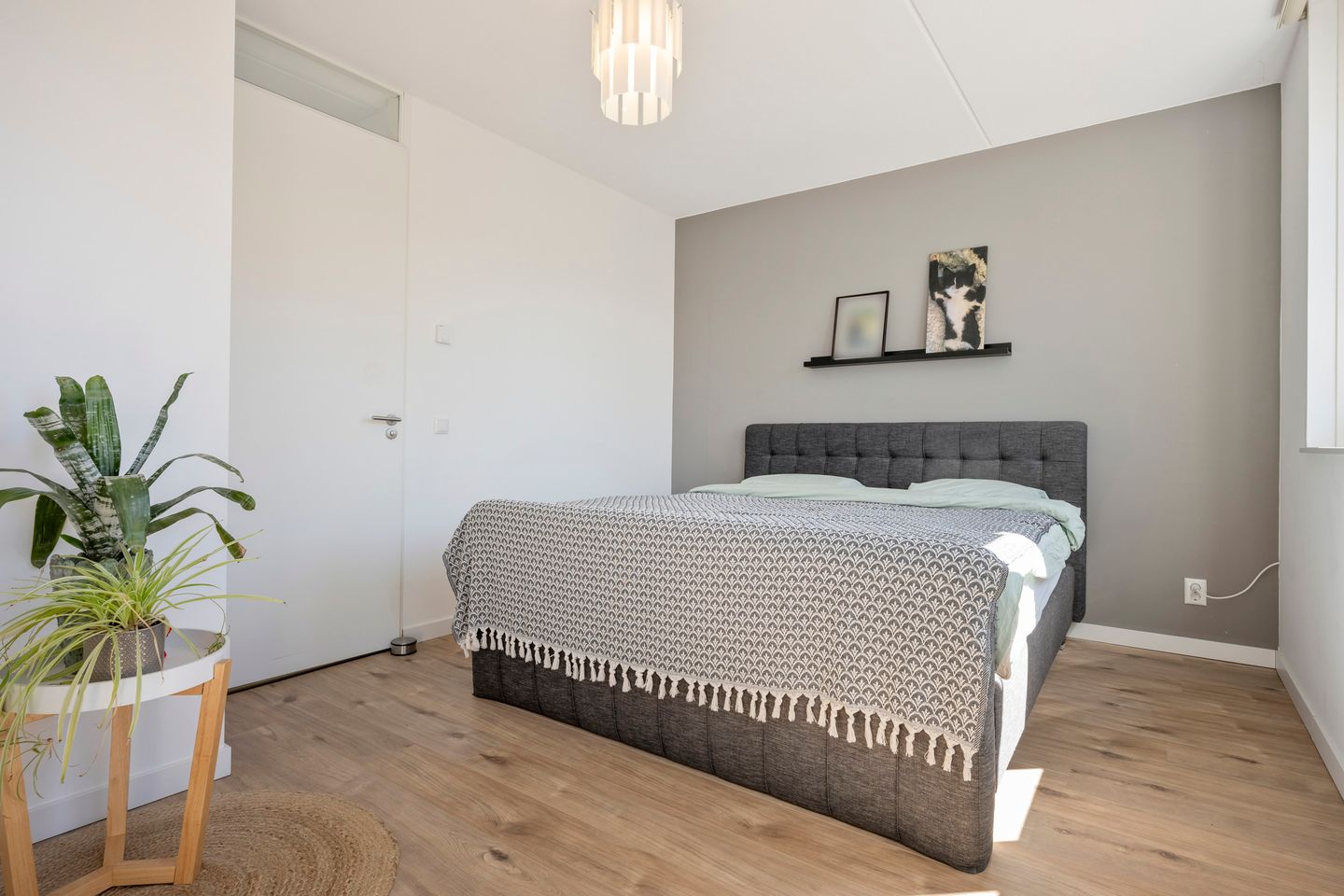 Move-in Ready Semi-Detached Home with Garage in Limbricht — 35