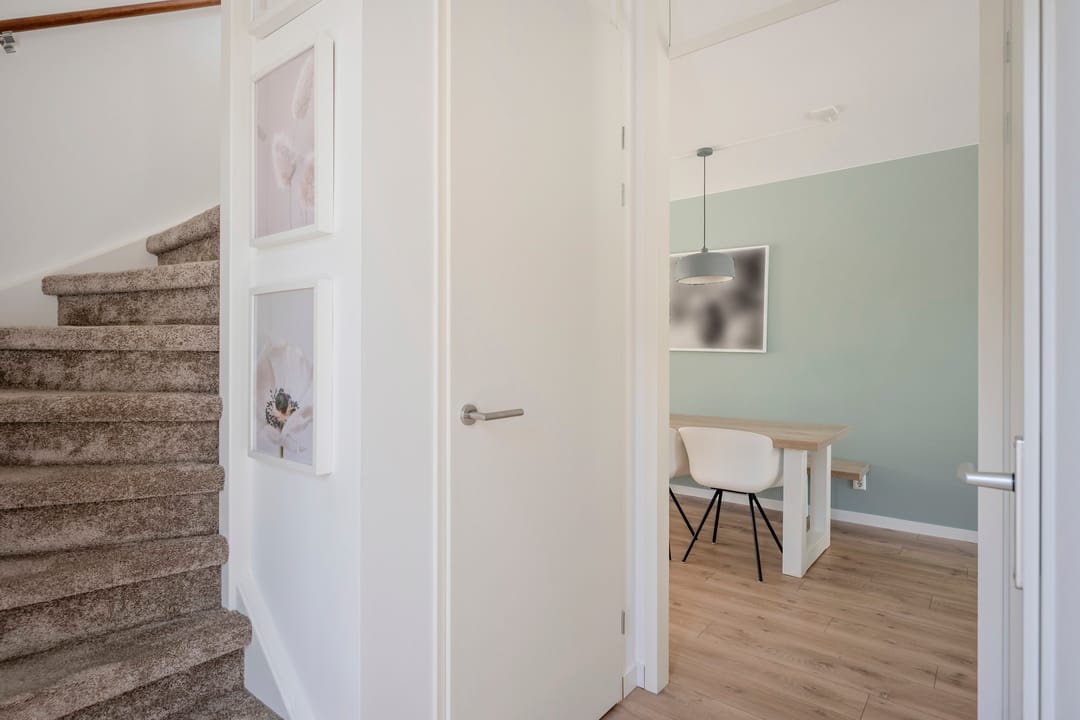 Move-in Ready Semi-Detached Home with Garage in Limbricht — 13