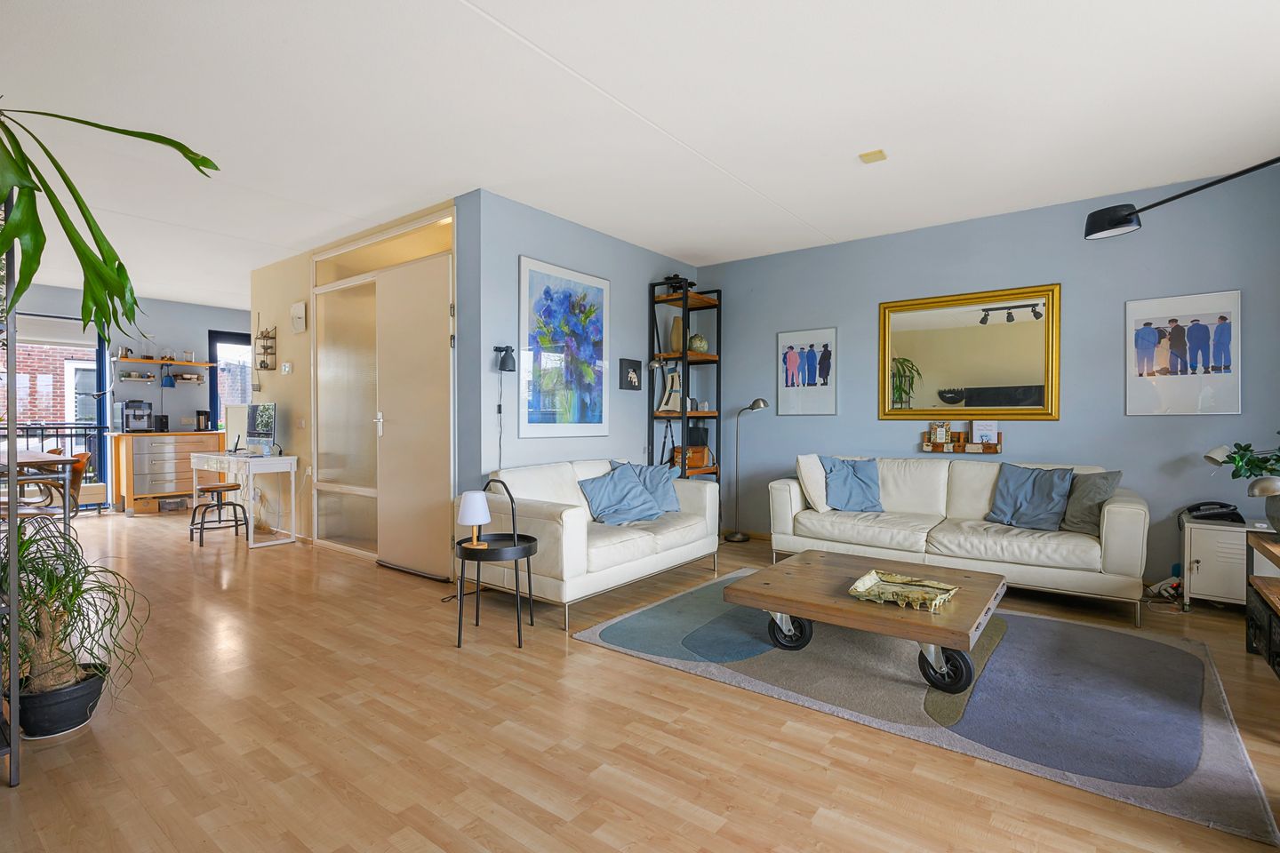 Unique Dual-Structure Home with Live-Work Potential in Zenderpark — 14