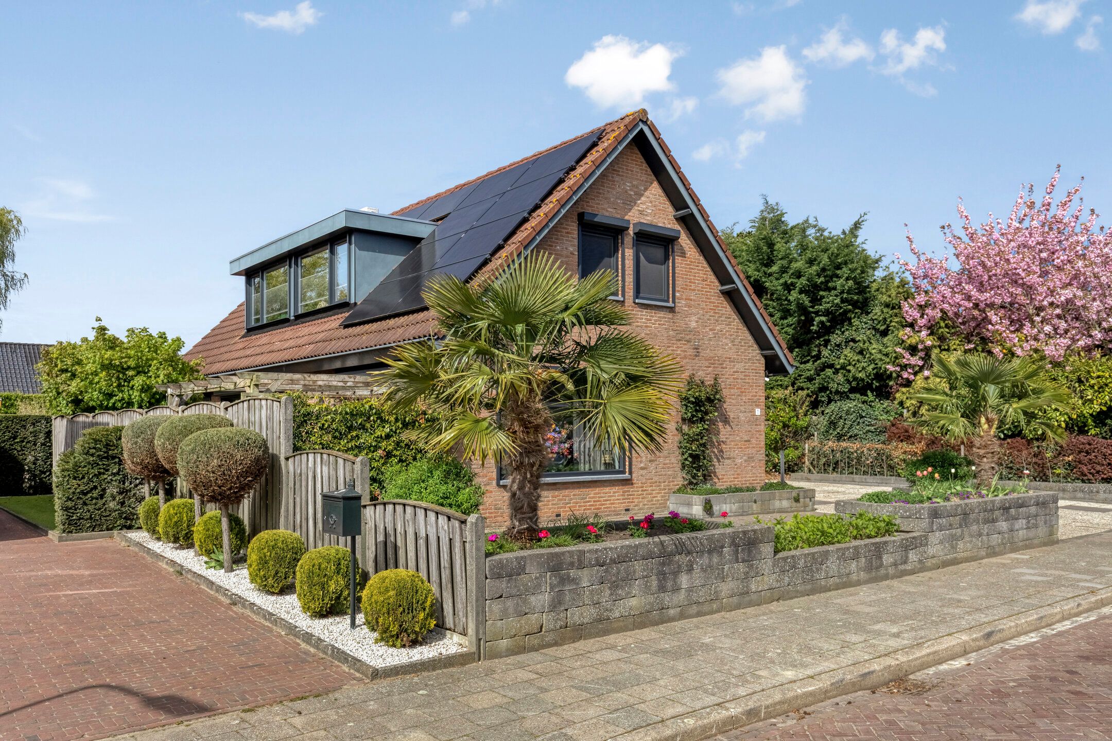 Foto 6 van Magnolialaan 1