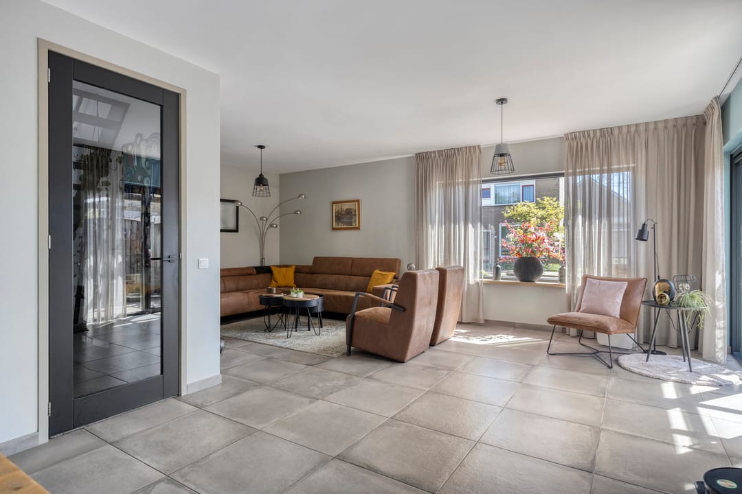 Foto 11 van Magnolialaan 1