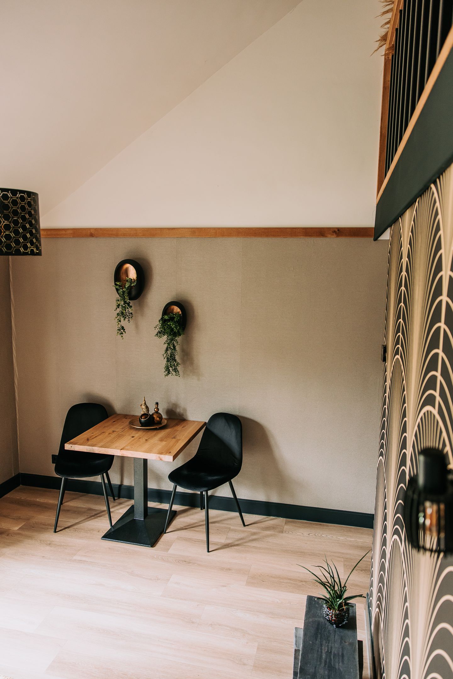 Luxury Boutique B&B with Renovation Farmhouse and Wellness Garden — 29