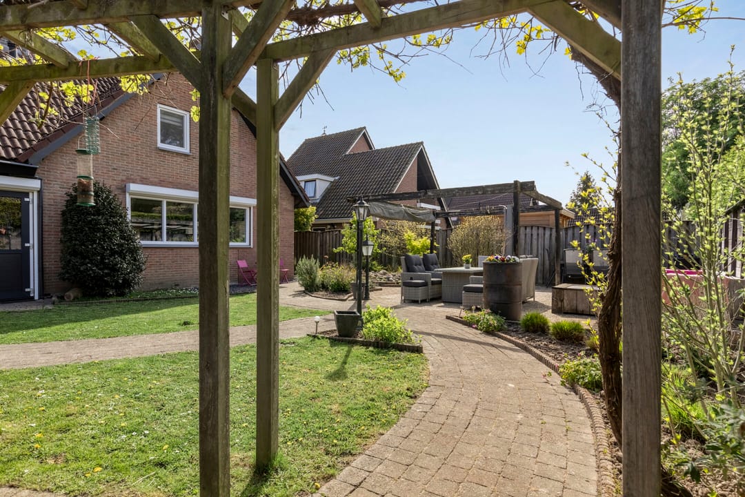 Foto 62 van Magnolialaan 1