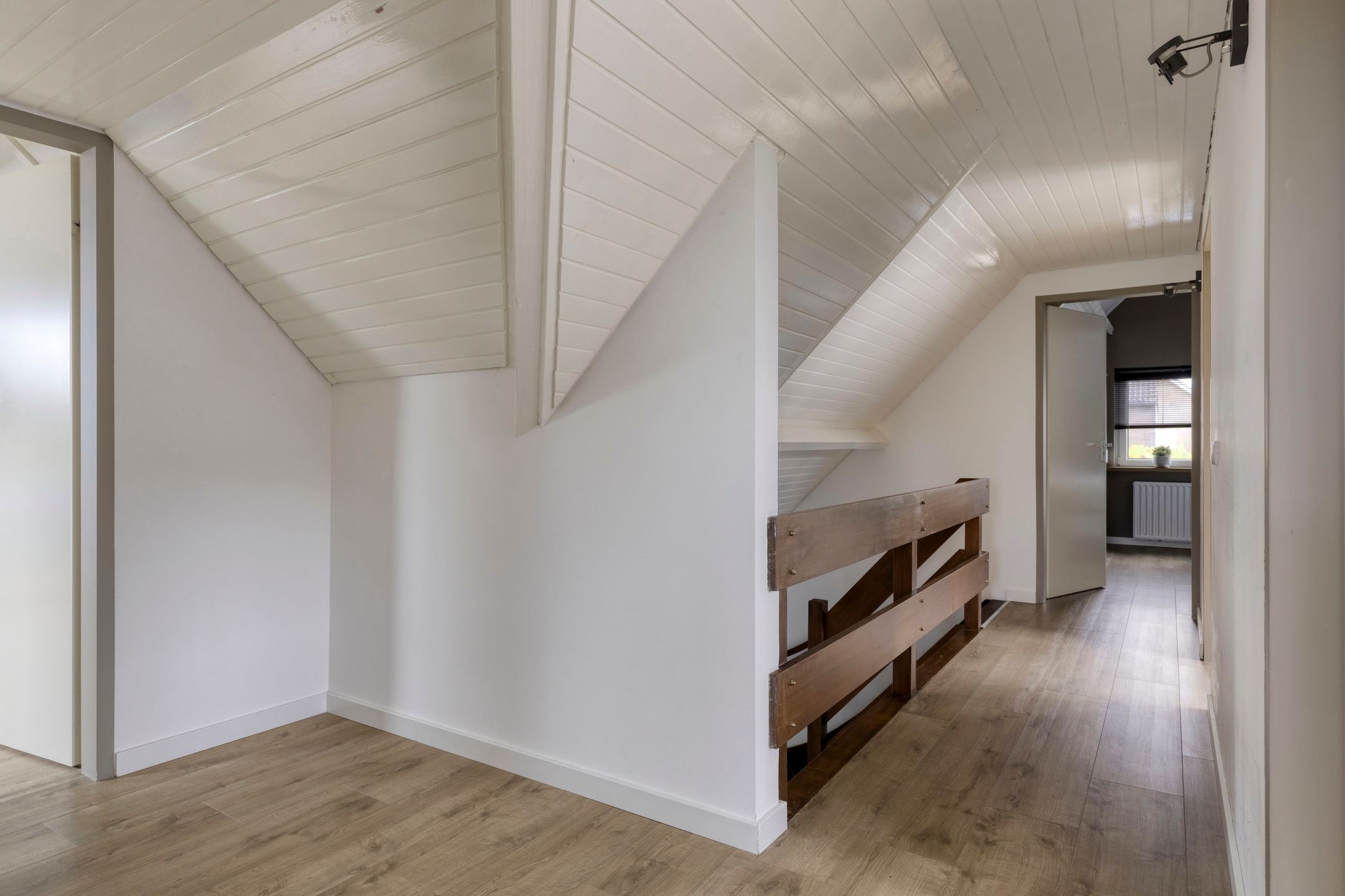 Foto 36 van Magnolialaan 1