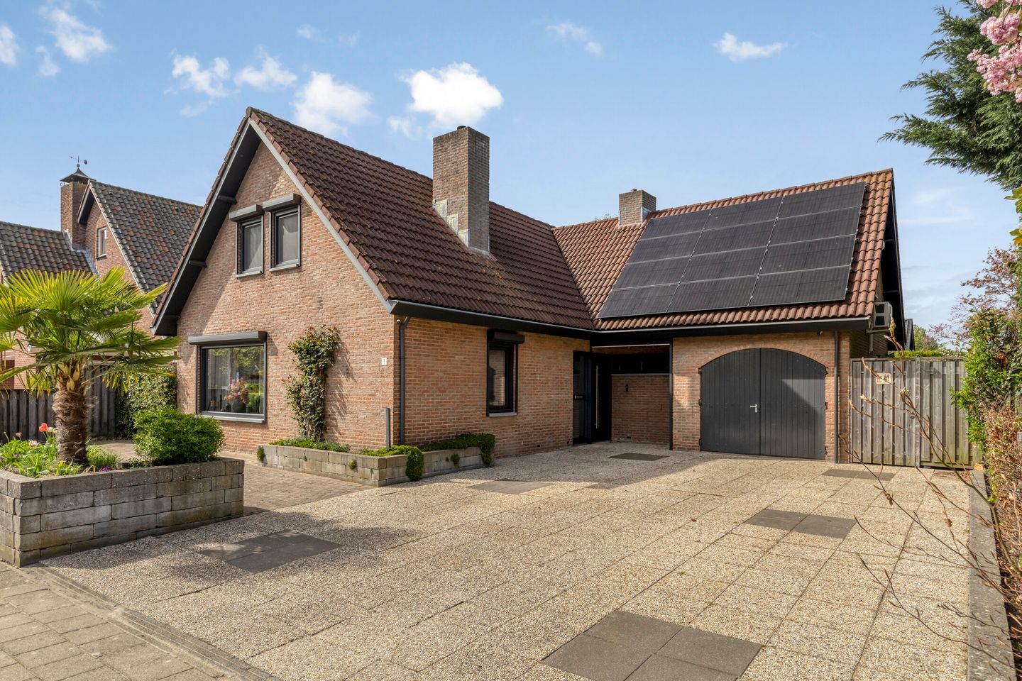 Foto 5 van Magnolialaan 1