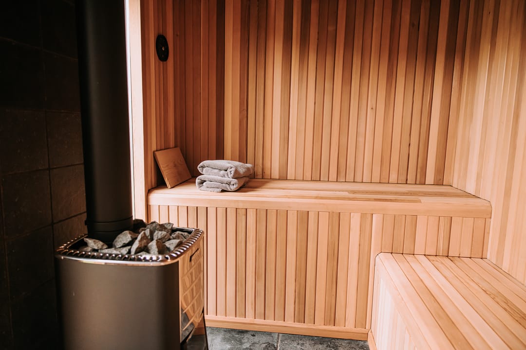 Luxury Boutique B&B with Renovation Farmhouse and Wellness Garden — 46