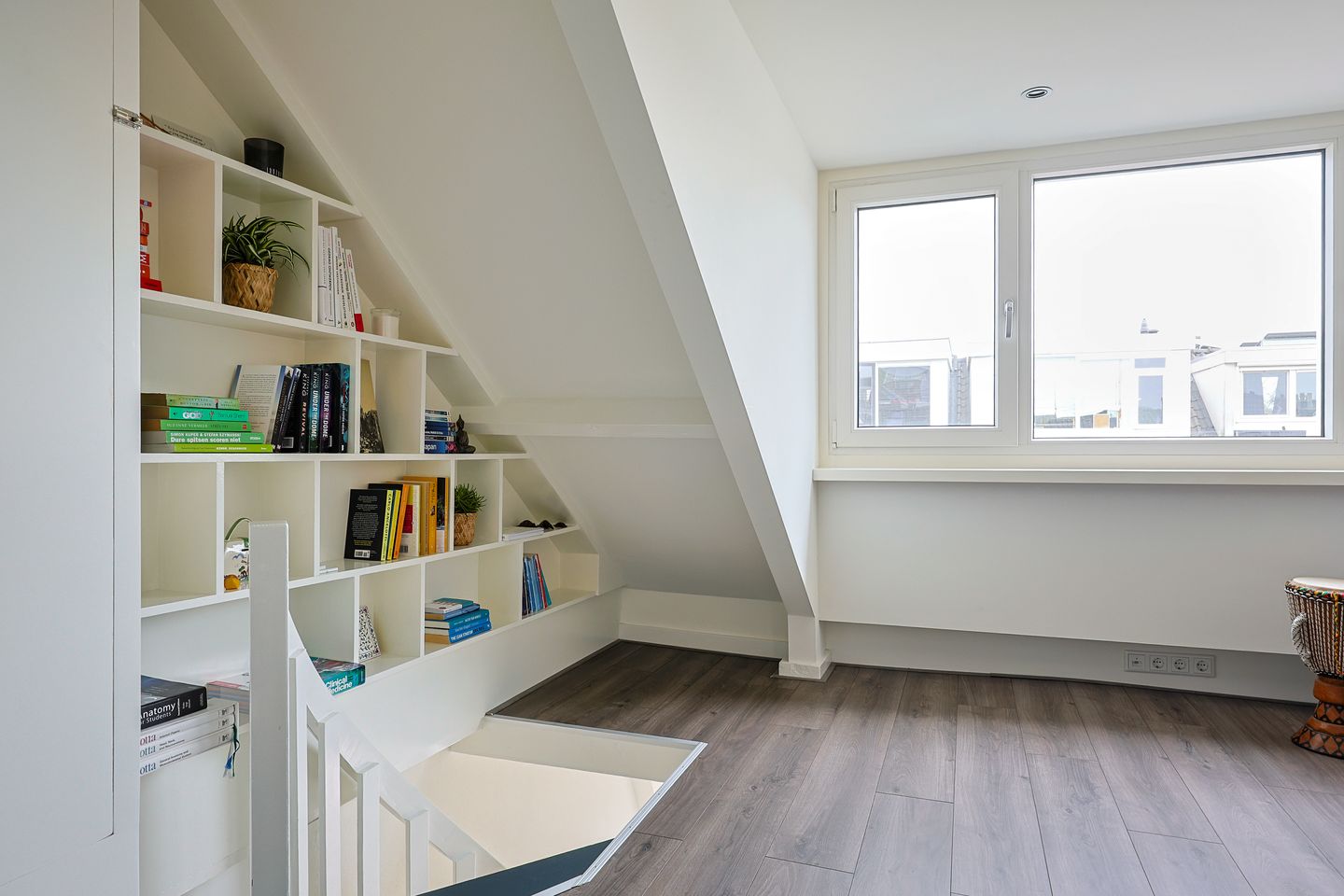 Foto 35 van Leliestraat 21