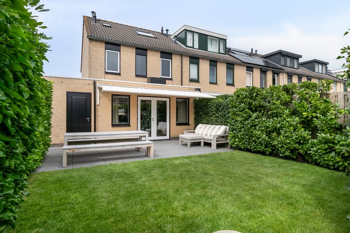 Foto 2 van Carrie van Bruggenstraat 19