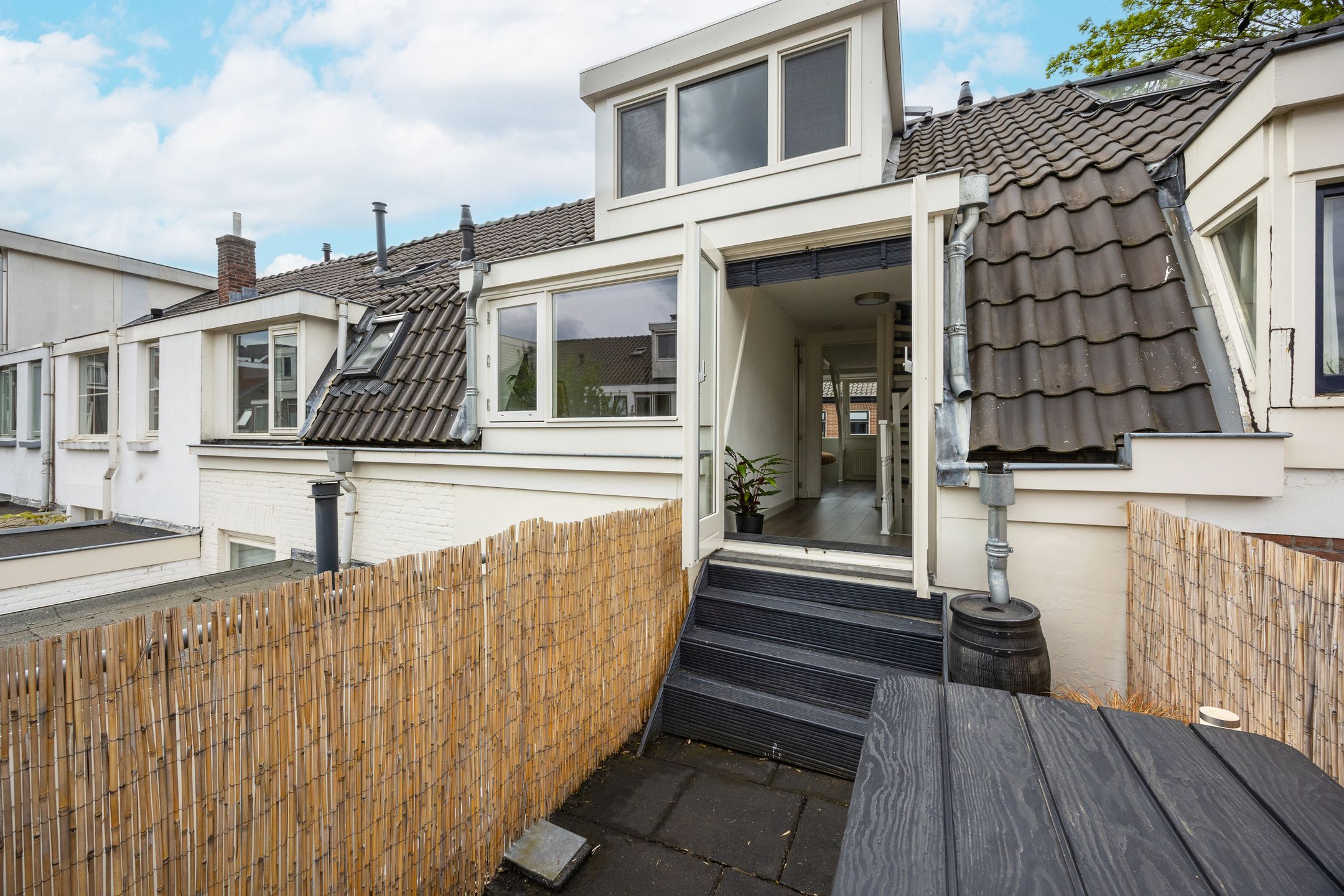 Foto 33 van Leliestraat 21