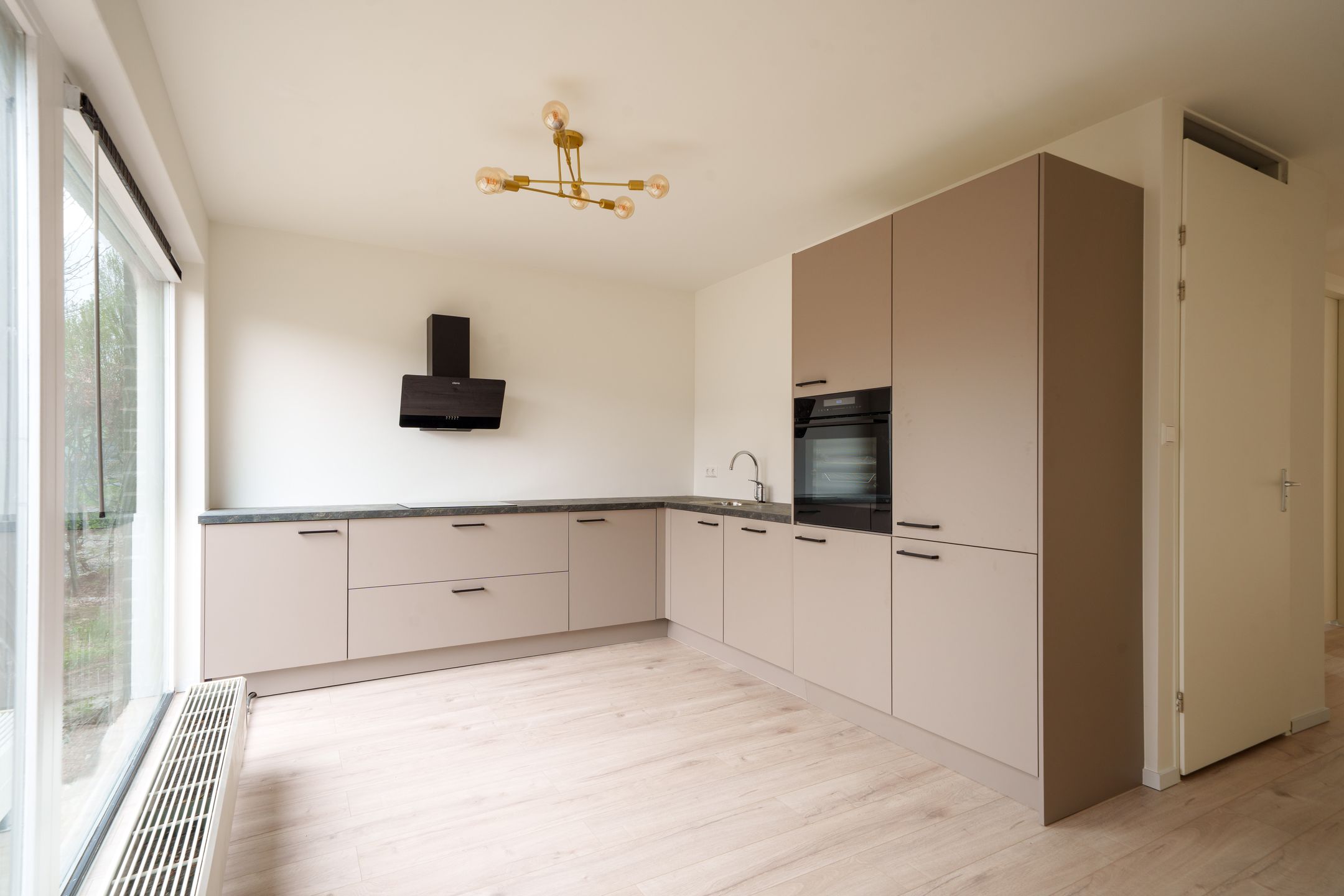 Photo 9 of Michelangelostraat 191