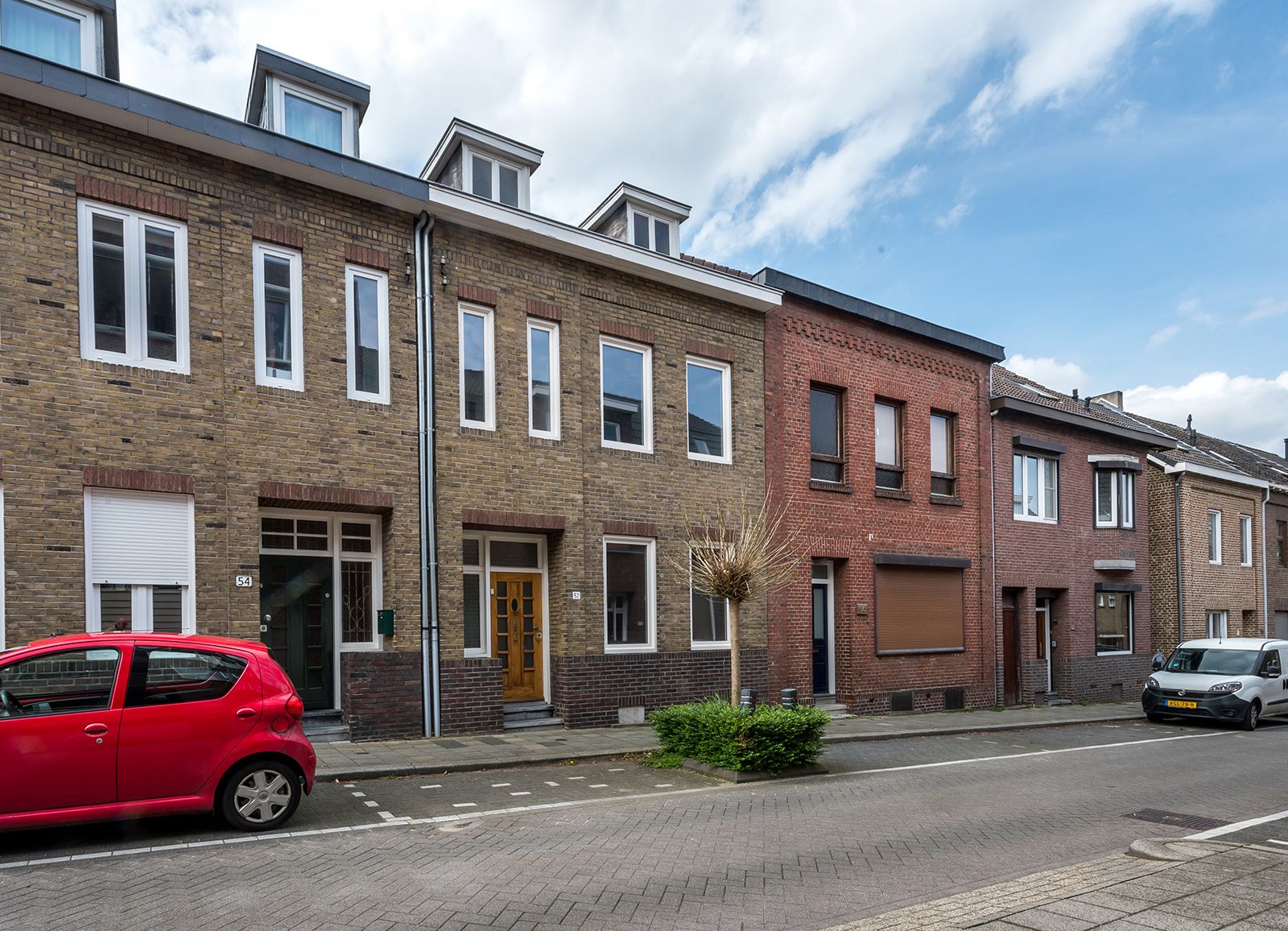 Photo 3 of Wilhelminastraat 52