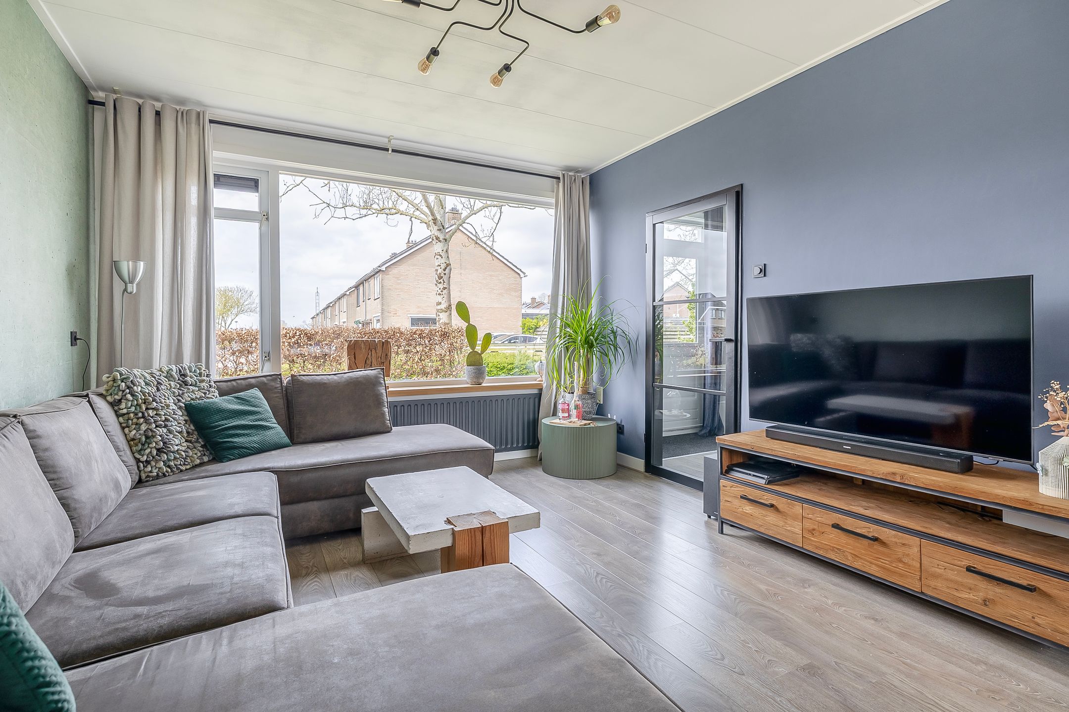 Photo 9 of J.J. Wernerstraat 23