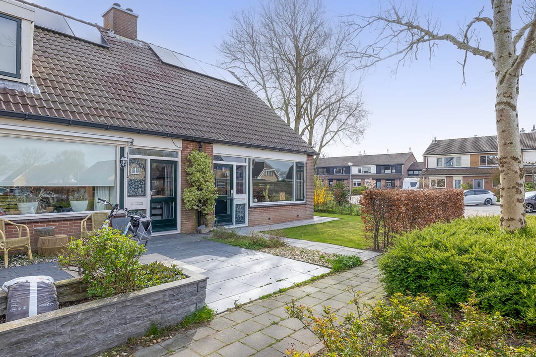 Photo 32 of J.J. Wernerstraat 23