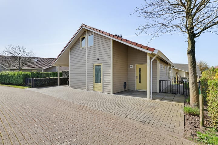 Photo 4 of Veerse Meerdreef 46