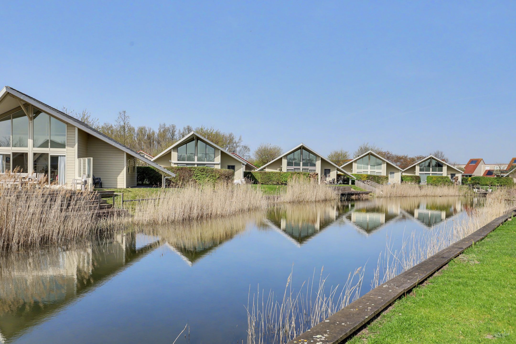 Foto 39 van Veerse Meerdreef 46